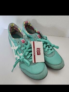 Asics Onitsuka Tiger Womens 11 Ultimate 81 Green Running Casual Sneakers HN567